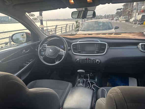 السلام عليكم
للبيع كيا سورنتو 

موديل 2020

مكينه 2400

مكينه وكير ما مفتوحه 

وارد امريكي 

مواصفات نص فول

7راكب 

حداديه جديده 

تخم تاير 

كله جديد مال جناي 

السعر 175

 بيها مجال بسيط 

العنوان بغداد الكريعات 

الاستفسار ***********
