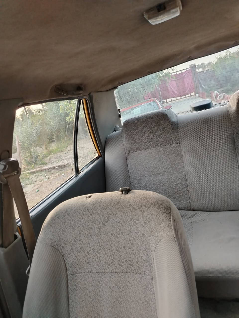 سلام عليكم سايبه للبيع او مراوس بكيه بسته ممودل 15مكينه كير خير من الله حداديه جديده وره وكدام تبريد ثلج مكان بابل ***********
