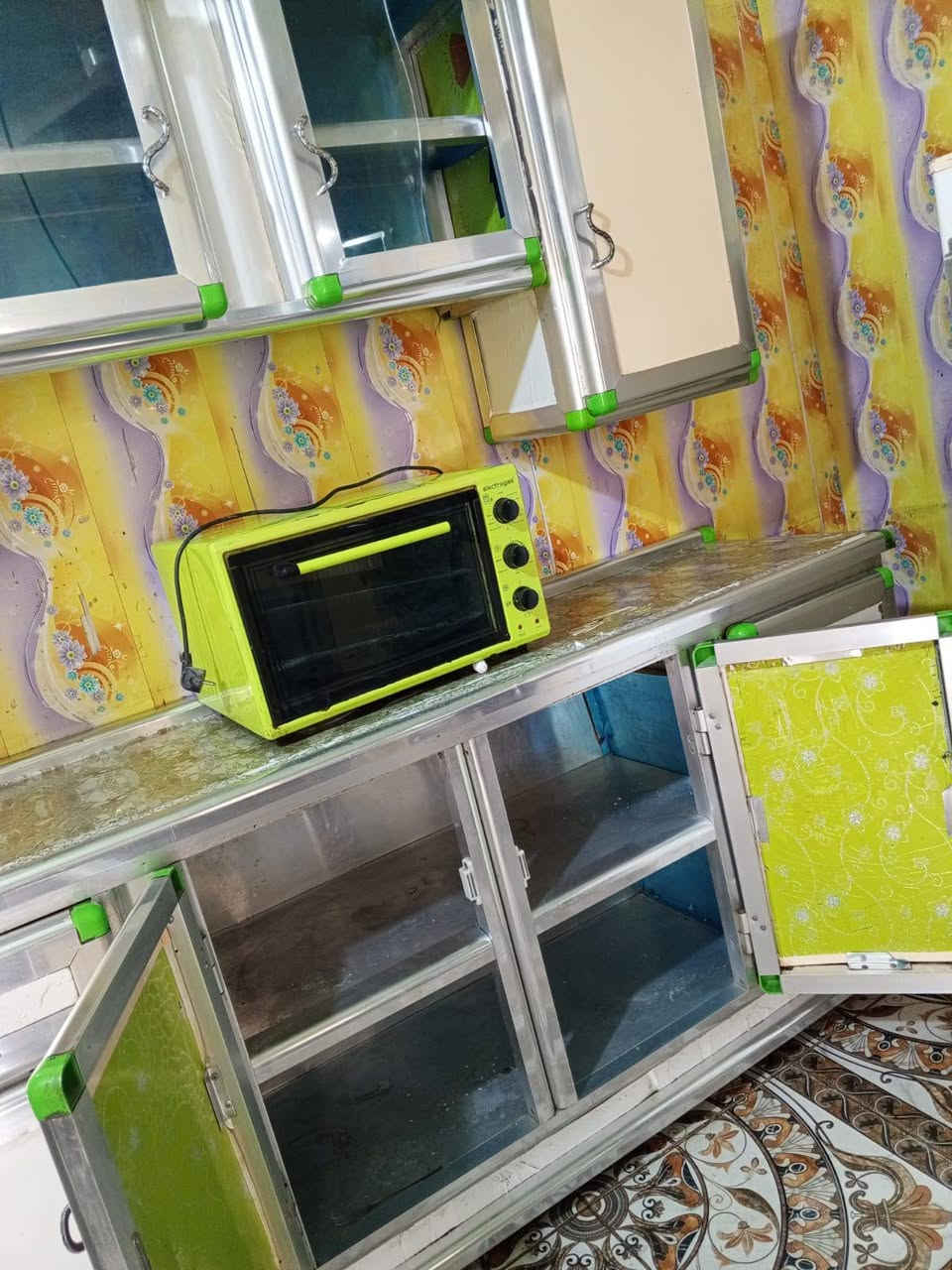 كاونتر مترين ارضي ومترين ملحق+ركن متر ارضي ومتر ملحق مستعمل للبيع+اوفن كهربائي شغال العنوان كربلاء حي العامل


**إذا كنت صاحب هذا الإعلان وتريد حذفه لأي سبب، رجاءا أرسل رسالة إلى الدعم الفني**