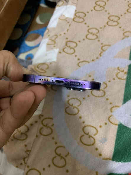 للبيع ١٤ برو ماكس  دبل خط 
ذاكرة١٢٨ 

بطارية ٨٧ 

بلادي بس شوي يعبر هوة 

اخون السعر ٦٥٠ ألف قفل رجآ بدون عملة ماكو هجي سعر 

شراي يجي خاص 

***********
