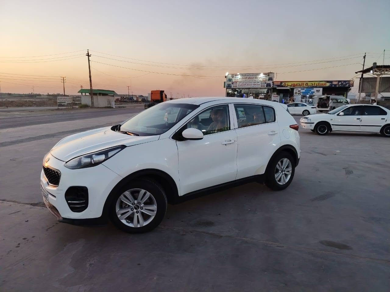 سبورتج ٢٠١٧ وارد امريكي ابيض المرغوب
هزة جديدة سنوية جديدة بأسمنا 
صدر امامي خلفي جديد
تبريد ثلج دواخل جديدة
حادثها بسيط جدا فقط تبديل بنيد
السونار مرفق مع الصور
السعر ١٥٧ وبيها مجال
***********
مكاني صويرة
