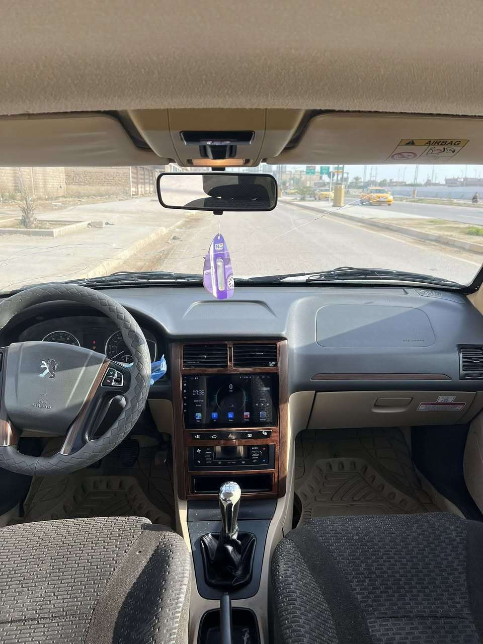 السلام عليكم بيجو بارس موديل ٢٠٢١ جاهزة من كل شيء فقط باب مبدل والباقي كلين للاستفسار .
***********
