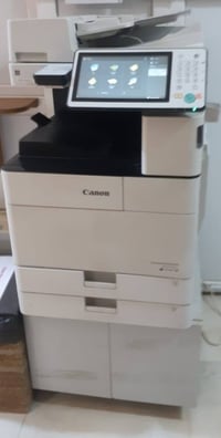كانون 4545i • مستخدمة • ٣ احبار جديدة