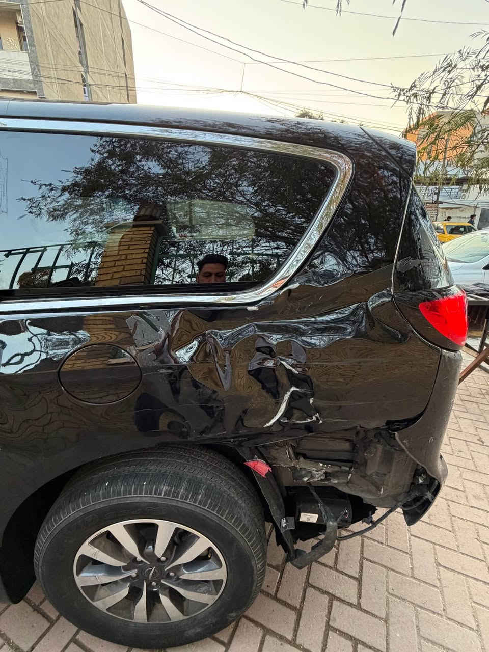 كرايسلر باسفيكا 2025 CHRYSLER PACIFICA HYBRID 
السعر ب240$ 🔥 الرقم مجاني معفي بدون رسوم ✅ 

الحادث كما موضح بالصور … فقط جاملغ بدون ايرباك ✅
بدون دواخل مكفولة من اللغد والشواصي ماشية 17 الف ✅
السيارة على حادثها ممصلحة تشتغل وتمشي بجم كبس ✅

ثلاث أنظمة - هايبرد - بانزين - بلك ان .
موديل 2025 بدون ايرباك ماشية 17 الف فقط ✅

#مواصفات تورنك L فول تجي عدا الفتحة :

1- بصمة تشغيل وابواب بصمة 5
2- هاند بريك بصمة كهربائي
3- محرك 6 سلندر 3600 هايبرد وبانزين بلك ان
4- هيترات بالكشنات
5- رادر امامي وجانبي 
6- بيبان كهرباء ( تحكم ريمونت ) وبصمة أبواب 
7- صندوق كهرباء شفط بصمة 
8- رادار امامي خلفي بريك ذاتي توقف مانع تصادم
9- كشنات جلد VIP منفصل 7 راكب
10- مانع انزلاق 
 11- كشن خزن ميموري حركات 2
12- لايت لد الشكل الجديد 
13- تنبيه الخروج عن المسار 
14- تبريد مركزي ثلاثة قطع منفصل
15- تدفئه كراسي وستيرن تدفئة
16- تحكم استيرن فول 
17- اشاير بالمري وهيترات بالمري
18- تشغيل عن بعد 
19- كير ماوس 
20- مثبت سرعة 
21- منافذ USB و TiBC متعددة خلفية وامامية
22- حاكيات متعددة

سعر مناسب 🔥 240$ ✅ 240$ ✅ 
السيارة تشتغل وتمشي شغل واطلع ✅ 

مكاني الاعظمية للاستفسار اتصل ***********
‏‭ بغداد, العراق
