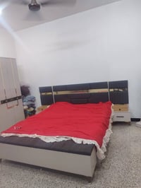 اثاث بيت البيع غرفةنظيفة جدا سعر 900 تخم التركي ابو السرير وخزن سعر 40...
