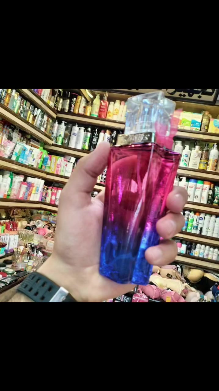 عطر شاليز

عطر شاليز الرهيب من 
أحسن الماركات 😍♥️
 طبعا جدا مميز وراقي 
مصنف من ضمن قائمة أرقى وأفضل العطور العالمية 💯
الحجم 100 ml
ثباتيه 24 ساعه ✅😚

 عطور خليجيه ثباتيه #ثباتية #عالية


**إذا كنت صاحب هذا الإعلان وتريد حذفه لأي سبب، رجاءا أرسل رسالة إلى الدعم الفني**