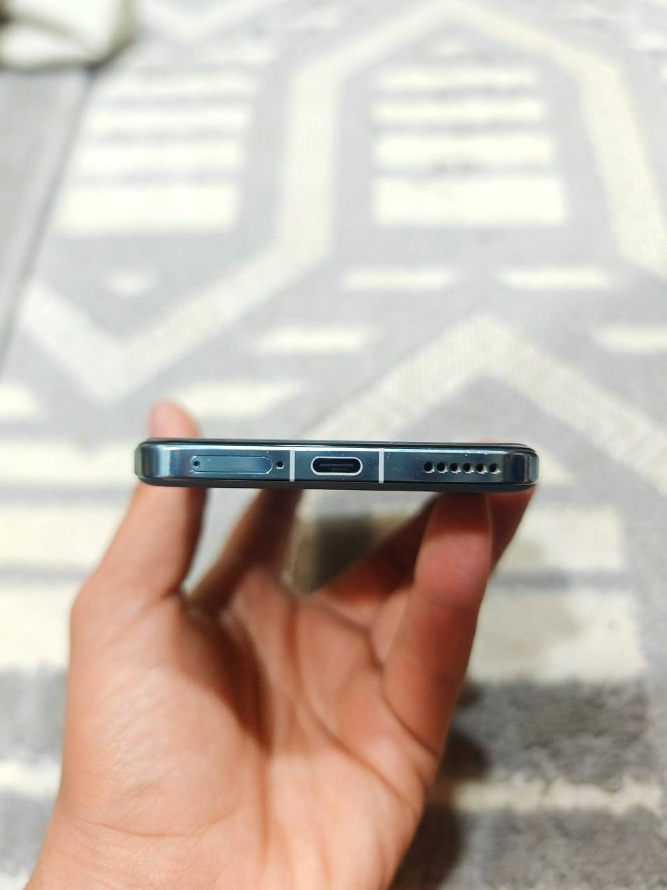 السلام عليكم ورحمة الله وبركاتة
📱 جهاز  هونر ماجك 5 برو 
الجهاز للبيع 🔰بدون كارتونه فقط شاحنه و2حافضات🔰
نسخة رسميه عالمية 
مستعمل قليل 
الجهاز وتر بروف ضد الماي
معالج  : سناب دراگون 8 جين 2
شاشة راقية LTPO
البطارية 5100  مع شحن سريع 66 واط .. 
ذاكرة 512  /  عشوائية 12  .. 
 الجهاز فلاكشب وغني عن التعريف  ، الجهاز نظيف جداً ، مكفول من اي خلل او عطل ..
سعر الجهاز :500الف وبي ممجال قليل
 متواجد عالخاص وبخدمتكم ..
***********
