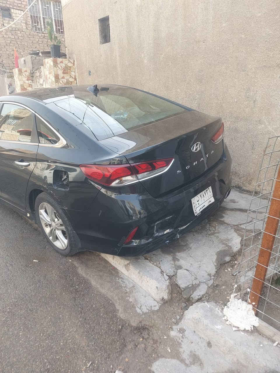 السلام سوناتا 2019 السعر 120 وبيها مجال مكاني الشعله حي الجوادين قرب جامع الإمام الرضى رقم الهاتف ***********
