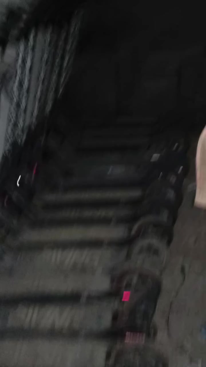 السلام عليكم سكوترات للبيع مال حاويه شراي ينتصل سعر مناسب التفاصيل بالاتصال ***********
