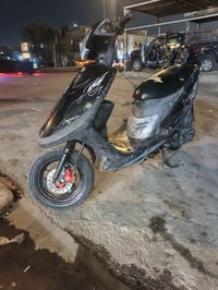 دراجه ماكس عدلا لبيع بلاديه بسعر ٥٠٠ مكاني بغداد حي اور وهاذا رقمي 077...