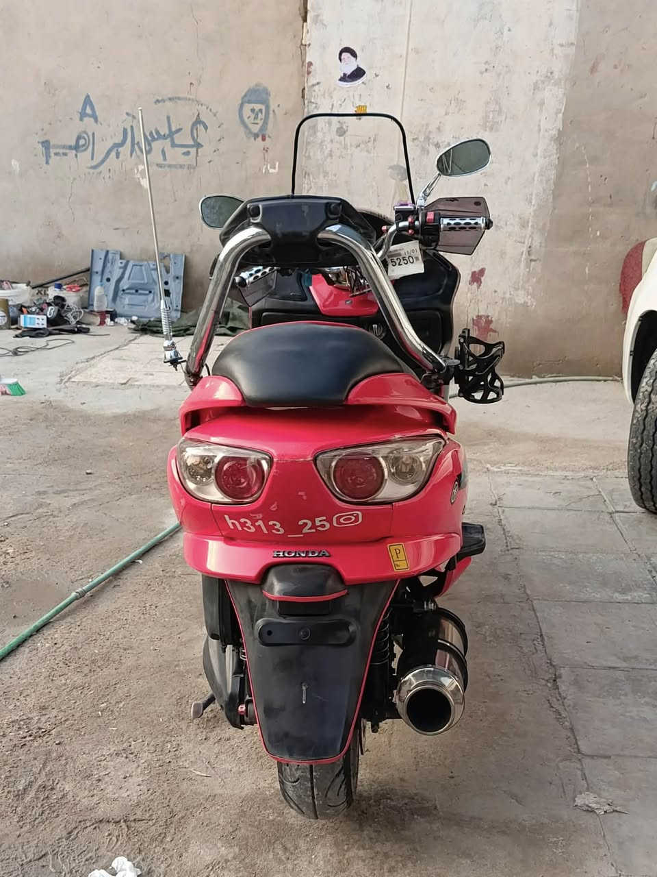 سلام عليكم لبيع دراجه فورزه صفر9كرستال.مكفوله من كلشي دراجه وكيل وكيلها حسين المياحي بشارع المطار سعر 1225 وبيها مجال  باقي تفاصيل عله رقم*********** بي وتساب
