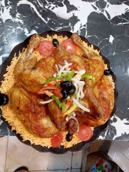 هلآ وسهلا بزبائننا الكرام مثل ما عودناكم على كلما هوه جديد يوجد لدينا دجاج ذبح عراقي على التمن ومرق وخبز ومقبلات وببسي كبير  السعر 10الاف يوجد لدينا خدمه توصيل  *********** مستعدون لتجهيز كافت المناسبات
