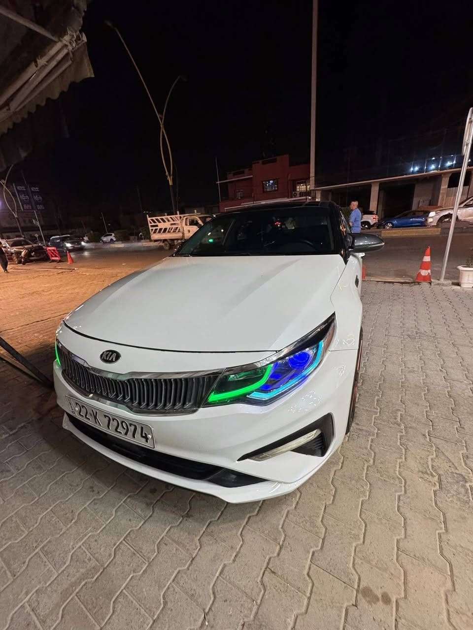 سلام عليكم
اوبتما للبيع موديل ٢٠ وارد امريكي 

نوراما رادار امامي حساسات تحكم ستيرن 

فول مواصفات 

كاملة بدون اي نقص  كير ومكينة كفالة 

حادث تلث قطع صور الحادث موجودة بالمنشور 

رقم اربيل موجودة السيارة بغداد الاعضمية 

سعر ١٥٠$ وبي مجال بسيط 

للتواصل ***********
