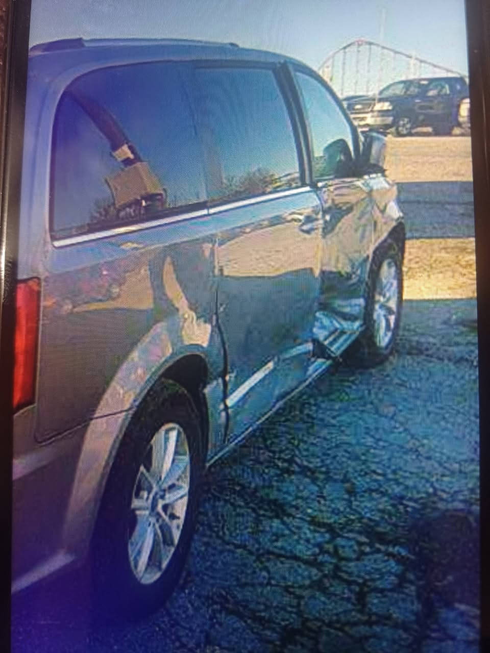 سلام عليكم  دوج كرفان موديل ١٨ رقم سلمانية  بسمي تحويل  العنوان بغداد مدينة الصدر  رقم المايل ***********  سعرهة ١٧٥ ورقة وبيهة مجال لطيبين
