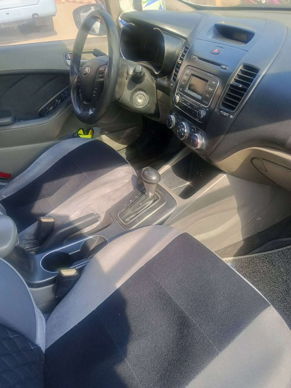 سراتو موديل 14رقم كربلاء سنوي 27 بيه رشات صبغ محرك كيرنظفات سياره جاهزه السعر 110بيه مجال ***********
