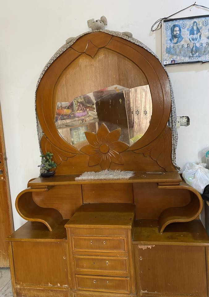 غرفة اغشاب كاملة يرادلة ترتيبات بسيطة البيع*********** واتساب ورقم
