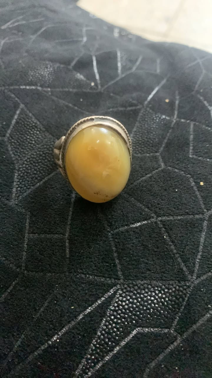 السلام عليكم حجر قديم محبس للبيع


**إذا كنت صاحب هذا الإعلان وتريد حذفه لأي سبب، رجاءا أرسل رسالة إلى الدعم الفني**