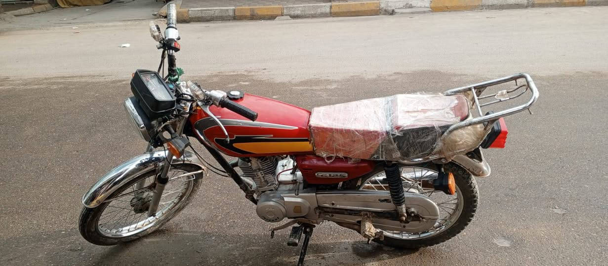 اسلام عليكم دراجه للبيع مكينه ممفتوحه دراجه حلوه كهربائيات كامله سعر 300 الف مكان القاسم


**إذا كنت صاحب هذا الإعلان وتريد حذفه لأي سبب، رجاءا أرسل رسالة إلى الدعم الفني**