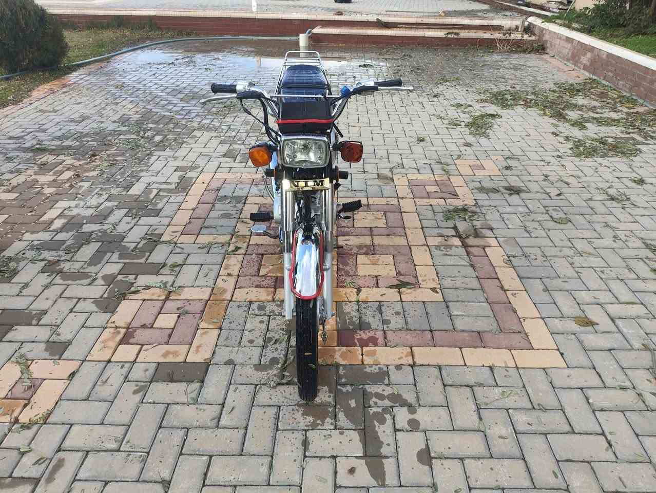 السلام عليكم دراجه نامه 25 اخو الصفر اوراق كفاله عامه مكاني بين كلار وخانقين سعر 600 وبيه مجال شراي اتصل ***********
