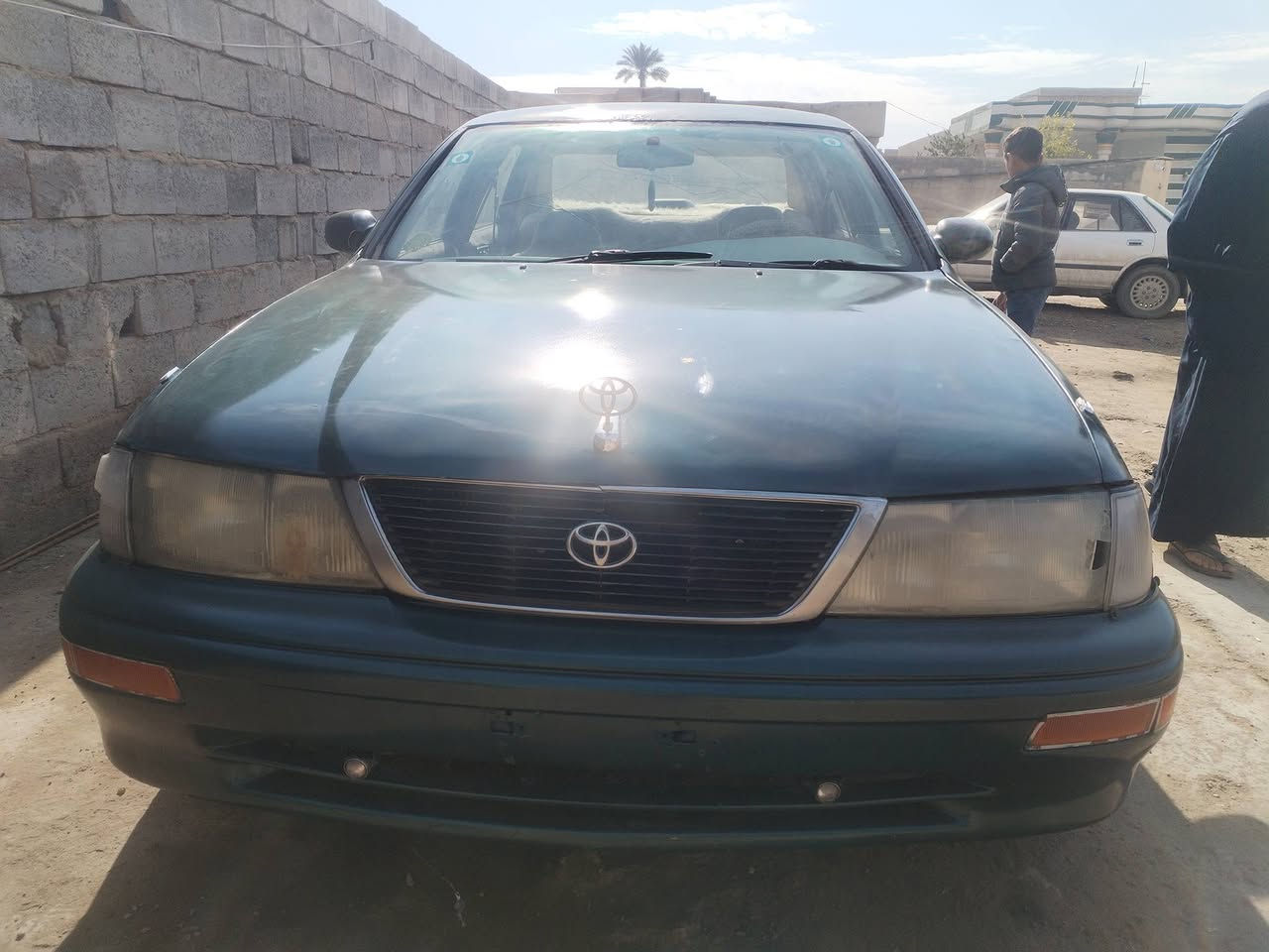 السلام عليكم سيارة افلون موديل 2000 رقم انكليزي واسط سعرها 43 وبيهة مجال وترهم مراوس ***********
