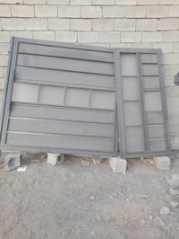 باب حديد • سمك 3 ملم • طول 3م