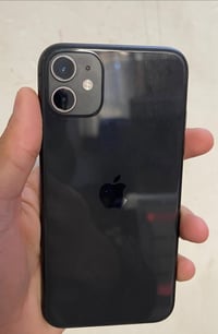 ايفون 11 ذكره 128 بطاريه 73 الجهاز شرط مامفتوح فقط مايشحن اله ماكسيف ا...