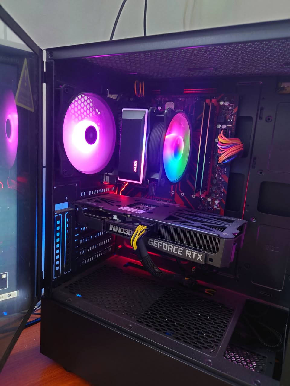 كيس فقط للبيع ب 850 الف
R5 5500
Ram 16 lexar 3200
M.B gegabayte B450 gaming X
VGA 3060 12 GB ino3d 
Ssd 256
Hdd 500
Fan k200 rgp
P.S 450 80+ bronze
Case sama 3fan rgb
الكيس استخدام 6 اشهر فقط والقطع كلها جديدة مع الكارتونات مالتها ومجهزها من دار الريم 

متاح مراوس مع لابتوب كيمنك بس كون بدون ما ادفع فرق


**إذا كنت صاحب هذا الإعلان وتريد حذفه لأي سبب، رجاءا أرسل رسالة إلى الدعم الفني**