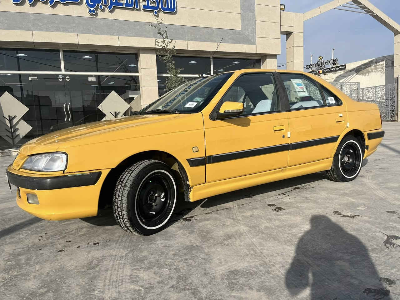 بيجو بارص 2015 حرة بسمي رقم بغداد سنويه جديدة حداديه جديدة المامي والخلفي جديدة دوشمه جديدة ما بيهة كل نقص بيهة صبغ بالجاملغ الخلفي فقط مكينه كير تبريد❄️❄️ كل نقص ما بيهة سعر 48بيهة مجال بسيط مكان سيارة الديوانيه 📞📞☎️ ‭***********
