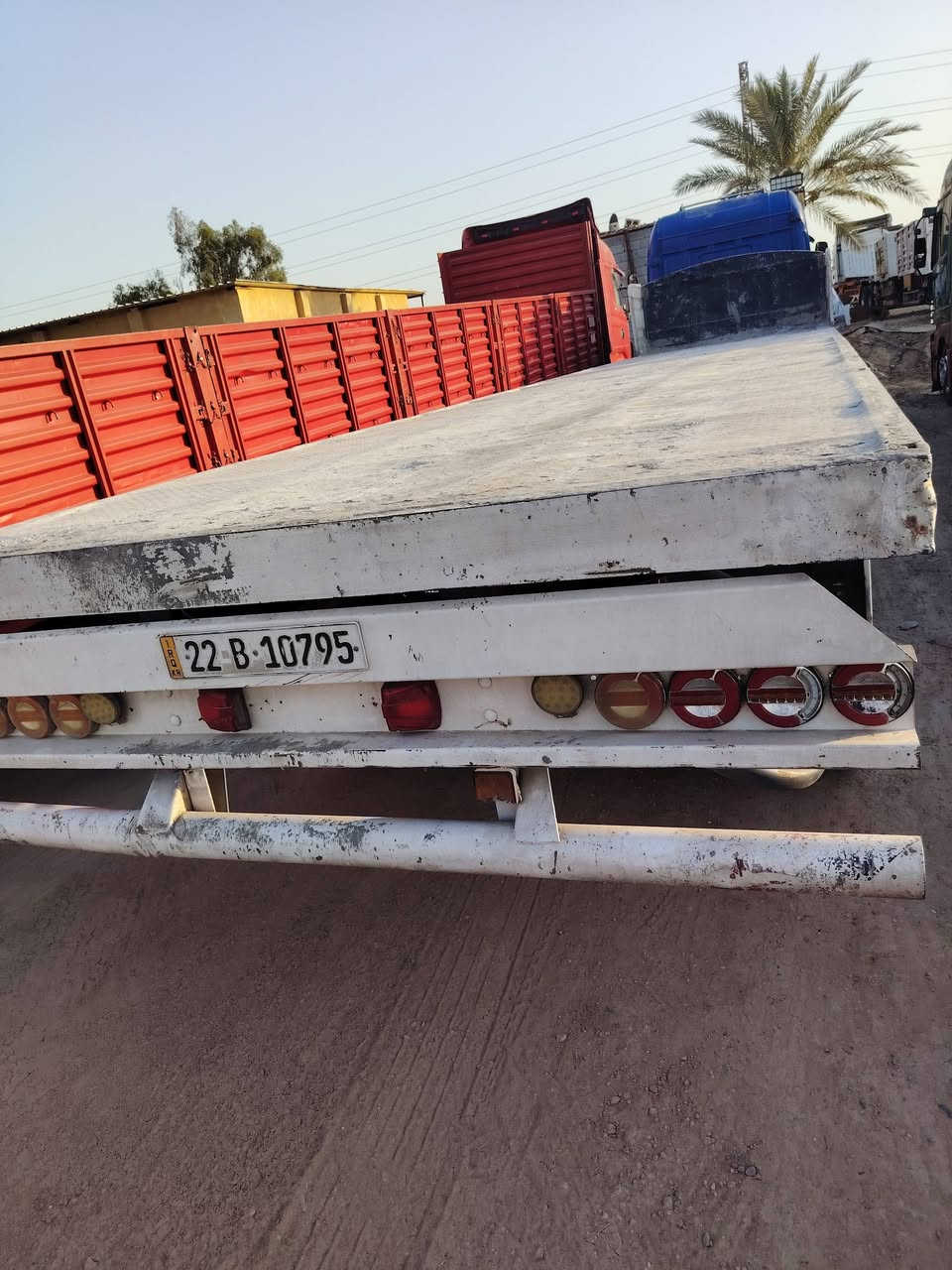 عربانه حداديه للبيع
طول 12.50
 مكفوله فطر و كسر
تايرات نص عمر
مكان بابل جبله ***********
السعر 75
