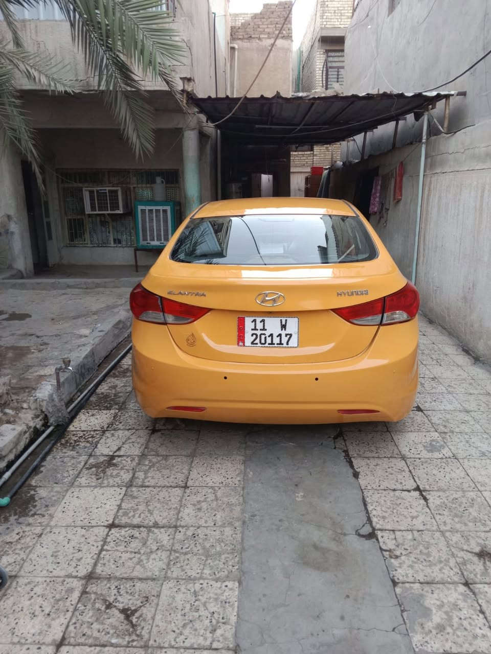 السلام عليكم شباب النتره 2013خليجي مكينه 1600دوش لاتنقيص ولا تبخير بيه ضربه الجاملغ الخلفي نفسه راجع ويهة الجاملغ الامامي جهة السايق والشاصي هم معمر السعر ب93 وبيهة مجال ***********
