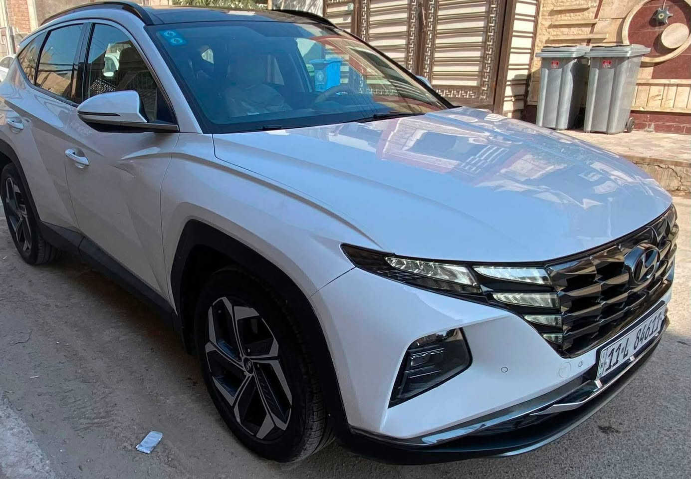 السلام عليكم
هونداي توكسان
موديل 2022  خليجي 
فول مواصفات للاخير...  1/1
ماشية 51  فقط
المواصفات :
 فتحة بانوراما
بصمة ابواب وتشغيل 
تشغيل عن بعد 
محرك ٢٠٠٠ دوش
مري شفط 
نظام ترحيب عن بعد 
شاحن واير ليس
مخارج طاقة اوكس يو اس بي 
اضاءة زنون 
اضاءة عند الاستدارة
ليدات امامية خلفية 
تبريد قطعتين 
دشبول ايباد 
بردات بلادية 
شاشة ابل كار بلي 
مقاعد الامامية كهرباء 
كاشف عطلات 
تحكم ستيرن
السيارة  بيها شبر الجاملغ الأيمن تعديل وصبغ  ومصورها محتفط بيها وبيها رصعة خدش بالباب
مرفق سونار  بالصور

مكانها بغداد   
رقم صاحب السيارة 
***********

السعر :: اطلبه بالتعليقات يصلك خاص 📩

#ادارة_الصفحه ⚡

ملاحظه / 🔴
مدير الصفحه غير مسؤول عن بيع وشراء واصوليات السياره نحن صفحه لعرض السيارات فقط.
