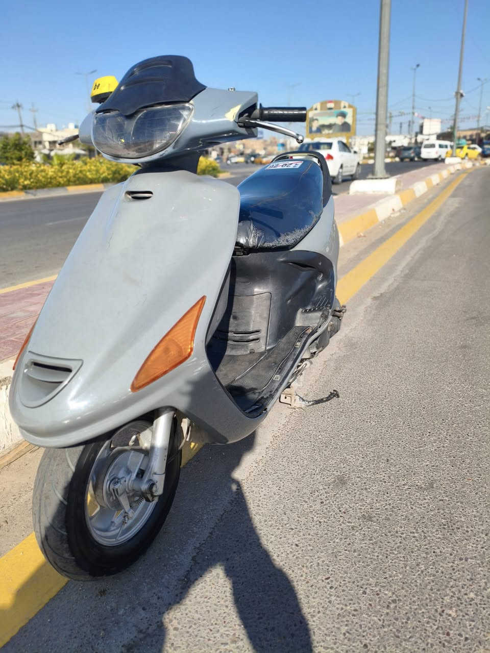 سلام عليكم دراجة فراشه للبيع مفتوحه دراجة كامله من كل نواحي مامتعوبه من لشغل للبيت السعر 375 وبيه مجال عنواني كربلاء قرب فلكت الثوره رقمي ***********
