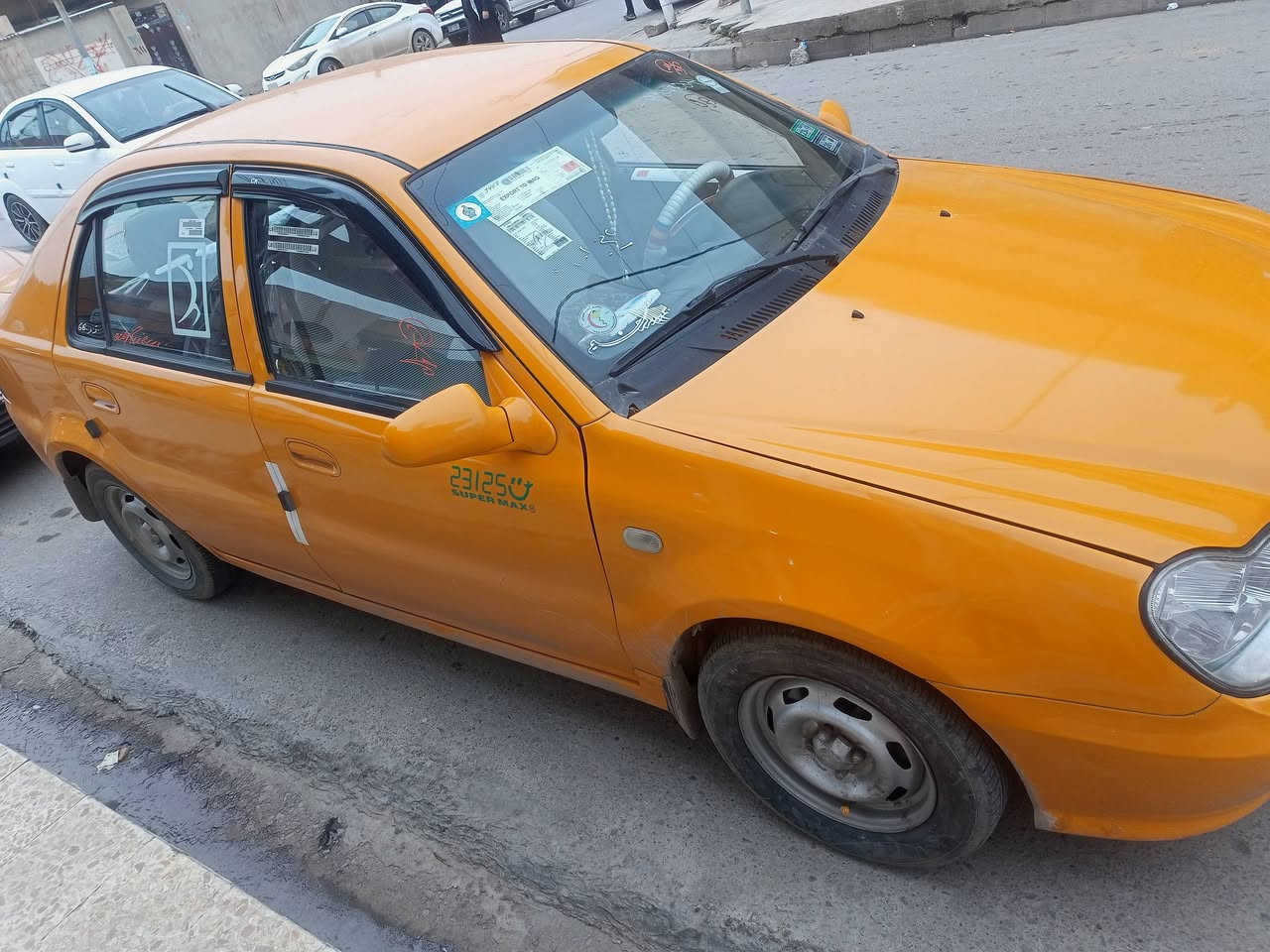 سياره سي كي كير ومحرك كورلا شرط سياره نضيفه ومكفوله
السعر 40وبيه مجال للطيبين اتصل وادلل ***********
