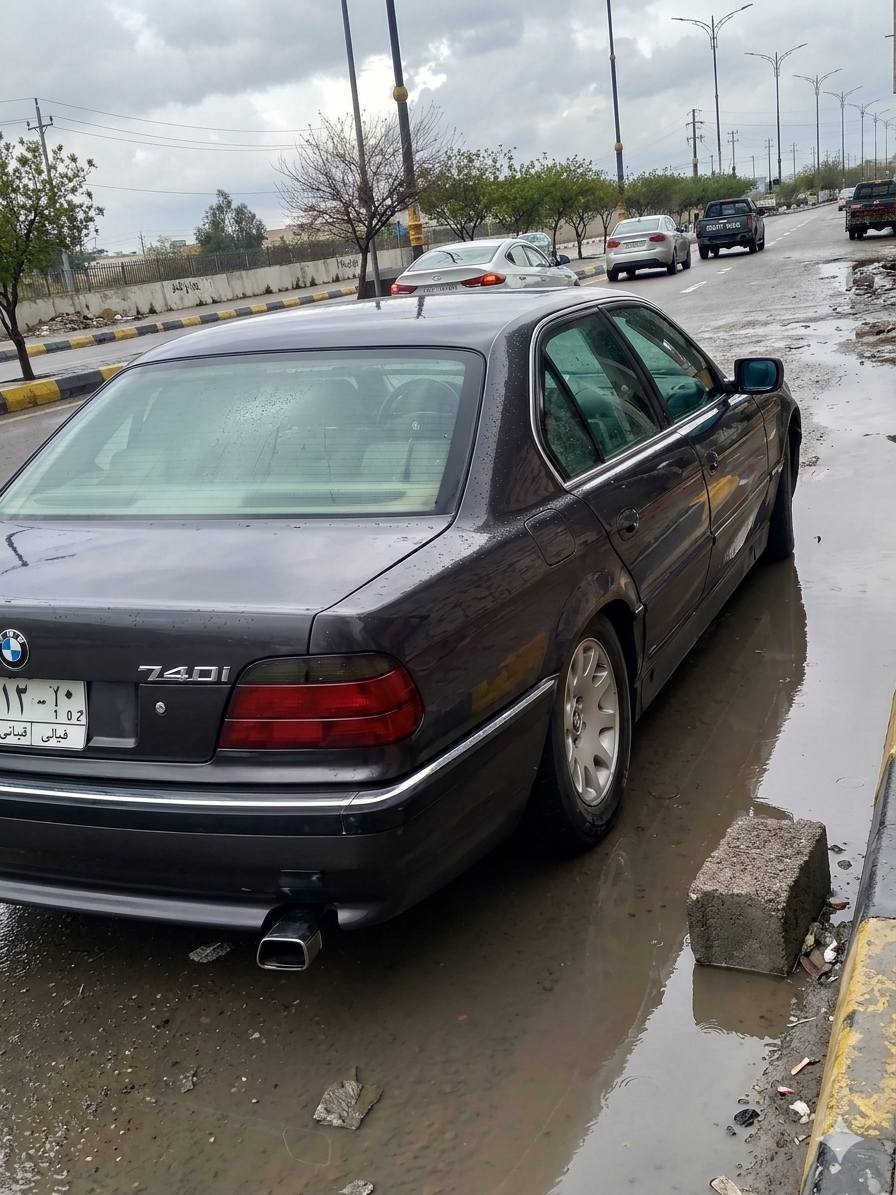 سلام عليكم مستعجل
خفاش 740للبيع 
موديل ٩٦ 
السعر 50وبيه مجال قليل حق الجيه 
الاستفسار ***********
