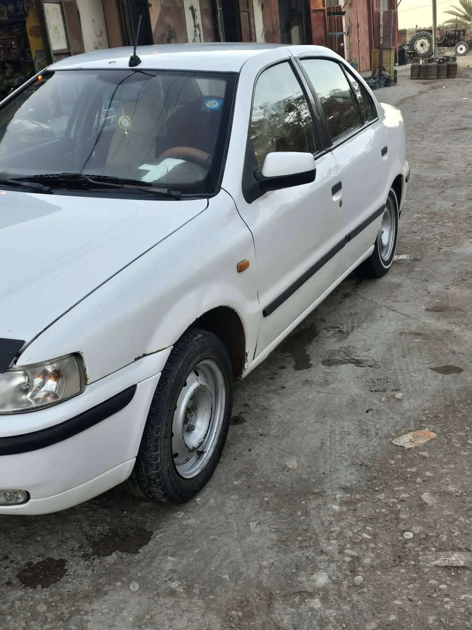 سلام عليكم سمند ١١ رقم بابل دولي مكان بابل ٤٣ وبيها مجال قليل ***********
