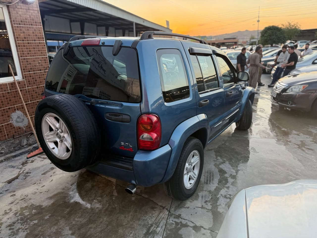 جێب لیبەتی ٢٠٠٣ 
دەبڵ ئەکسل بەشەرت
گێڕو مەکینە بەشەرت 
سەنەوی تا2030 تازەیە 
تەحویل و وەکالە بەشەرت 
٣بۆ ٤پارچەی بۆیاخە بێدەعو ناوگرتن 
٨٥$کەمێک معامەلە 
ژ.م ***********
*********** السليمانية, العراق
