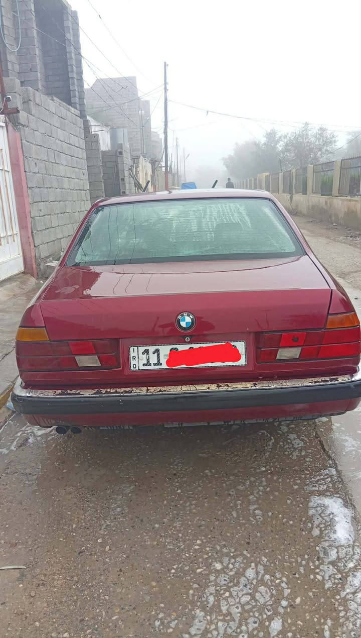 السلام عليكم بي ام للبيع ٧٣٥ موديل ٩٣ سياره جاهزه كير ومحرك مكفول كهربائيات كامله .نقصها دعاميه اماميه وصبغ جاملغ مع باب سائق قطعه صغيره مكاني ديالى ‏السعر ٤٠ وبيها مجال  رقم الهاتف
‏‪0770 539 0562‬‏
