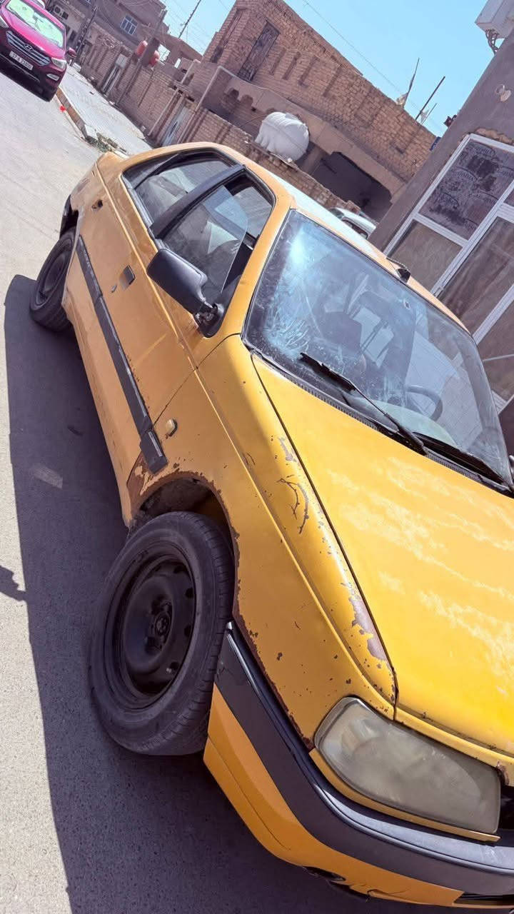 بيجو ٤٠٥ لبيع ب١٠ وبيه مجال ابيع كوم حديد ***********
