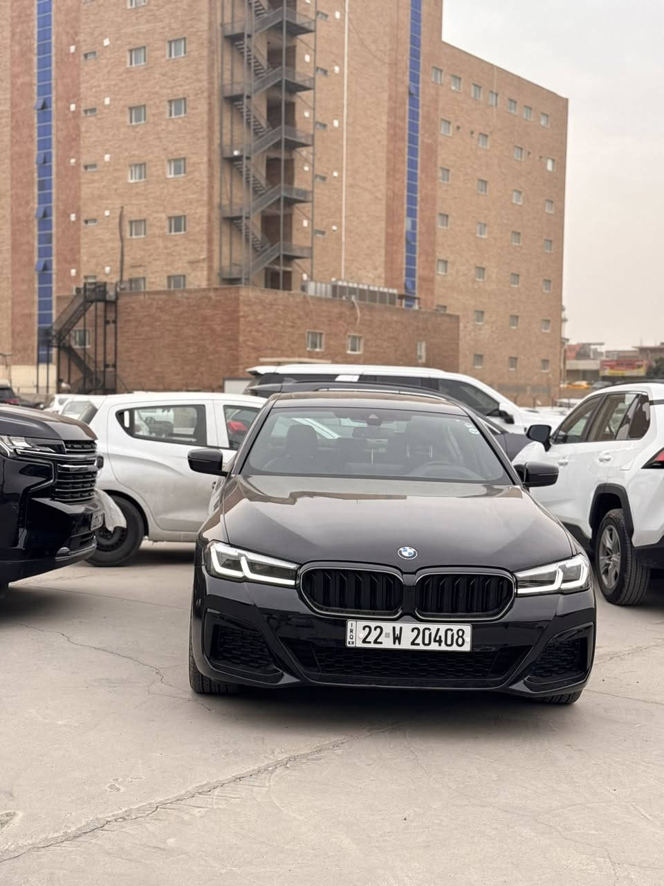 للبيع موديل ٢٣  bmw 5 
دبل سویچ 
ماشي ١٩ الف ميل 
بسمي سنوية
سماعات هارمن
صندوق يفتح حساس رجل 
Xدرايف

صبغه ٣ قطع  بابين سكن جملغ خلفي 
بدون دواخل  قطع بخ جاملغ سايق 
كشن هيتر استيرن هيتر 
بچم‌ و خلف کبس لایتات بلاد
صور الضرر موضح بصور 👇⬇️
سعر ۳۳٥ 
***********
