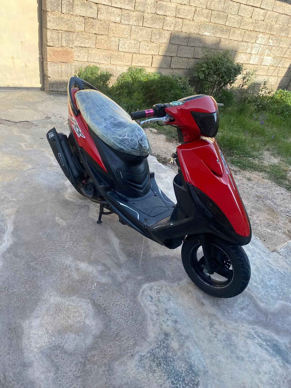 سلام عليكم ماكس عدله للبيع مزوده بوشه 55 سعرها 450وبيها مجال مكاني ديالى جلولاء ***********
