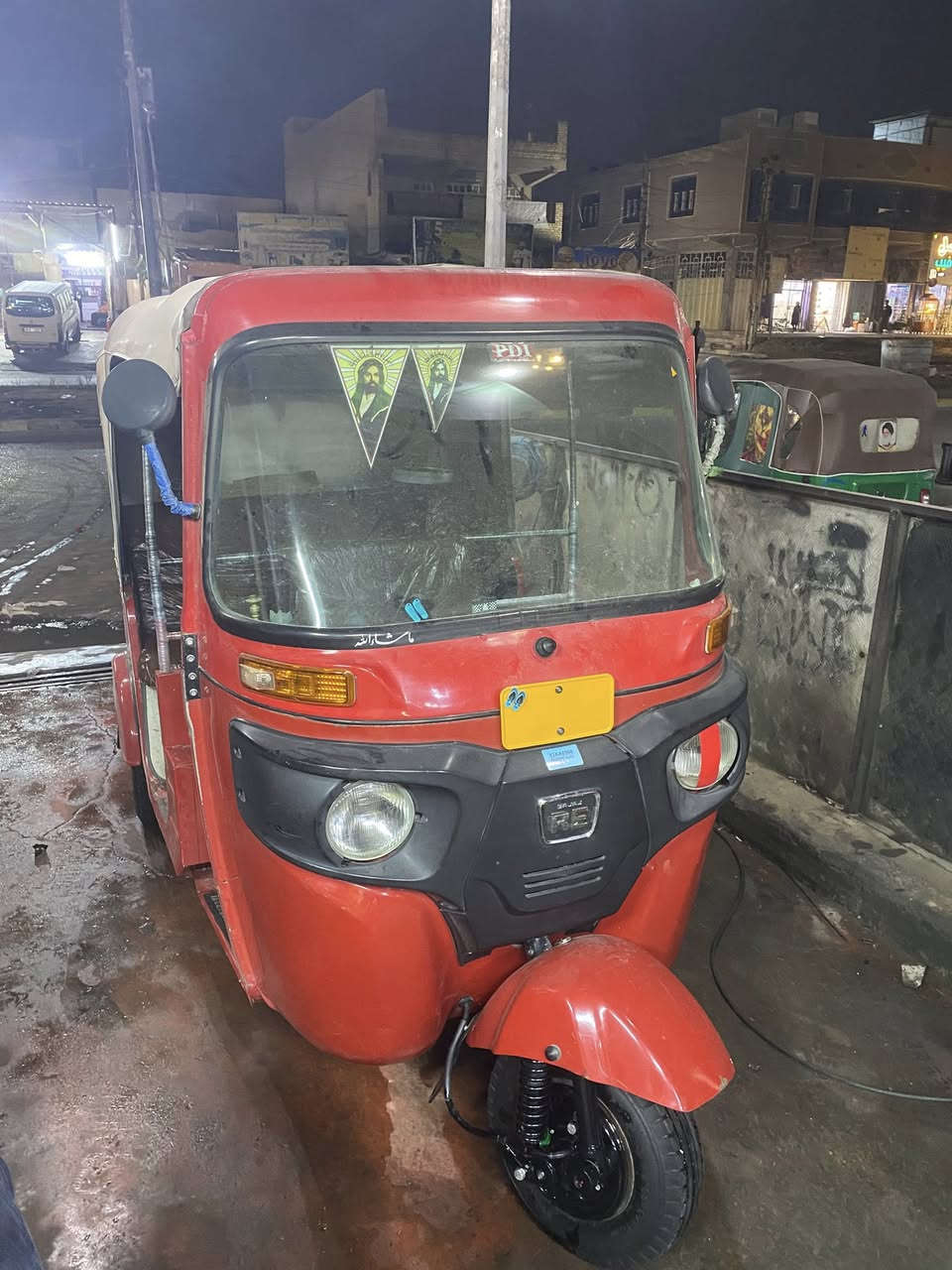 سلام عليكم تكتك17كفاله عامه مال جناي لا بياع شراي ولا شي قفل7250 مكاني بغداد***********
