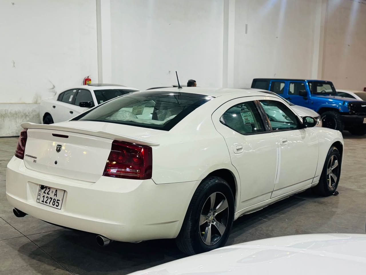 دوج جارجر 
مۆدێل 2008 
زۆر پاکە جاملخی پێشەوە لەگەل دو جاملخی دواوە 
بێ ناو گرتن بێ ئەرباگ 
مەکینە گەورە v6 3500 
ئەی بی ئێس  
رەقەمو سەنەوی نوێە 
بەناوە خۆمەوەیە
شوێن هەولێر 
رەقەم موبایل ***********
                                       ***********

دوج جارجر  موديل2008 

سياره محرك 6سلندر3500
                                                                             abs 
كير محرك شرط ممفتوح 
ماشي 220الف 
سنويه جديده لحد 2028  
سياره بدون نقطة مصرف 
ضرر جاملغ سكن جاملغين ورا  بدون دواخل 
سعر 103$ بيه مجال 

مكان سياره اربيل 
للاستفسار الاتصال  ***********
                              *********** أربيل, العراق
