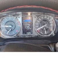 هايلوكس 2024  السعر 305  وبيه مجال  07852020090