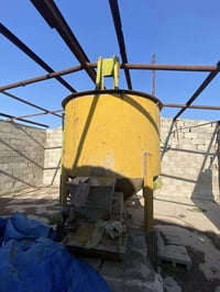 يوجد جاروشه علف للبيع  لاستفسار ع الرقم   اتصال 07806622066 واتساب 078...