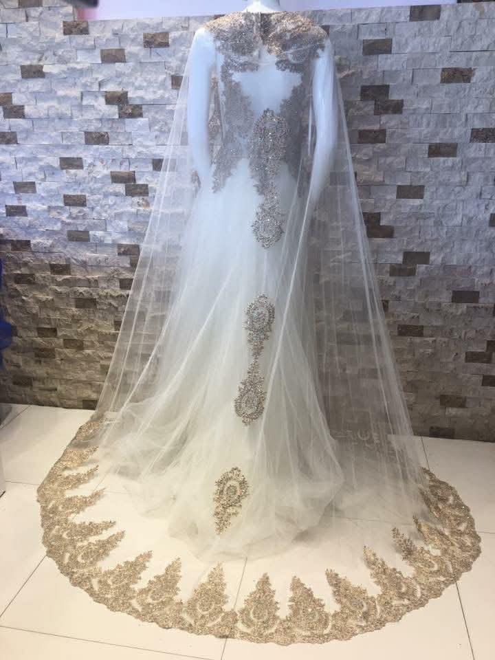 فساتين للبيع البيضه ملبوسه بس مرتين اريدها ب 100 والاسود والبيجي اريده ب 50


**إذا كنت صاحب هذا الإعلان وتريد حذفه لأي سبب، رجاءا أرسل رسالة إلى الدعم الفني**