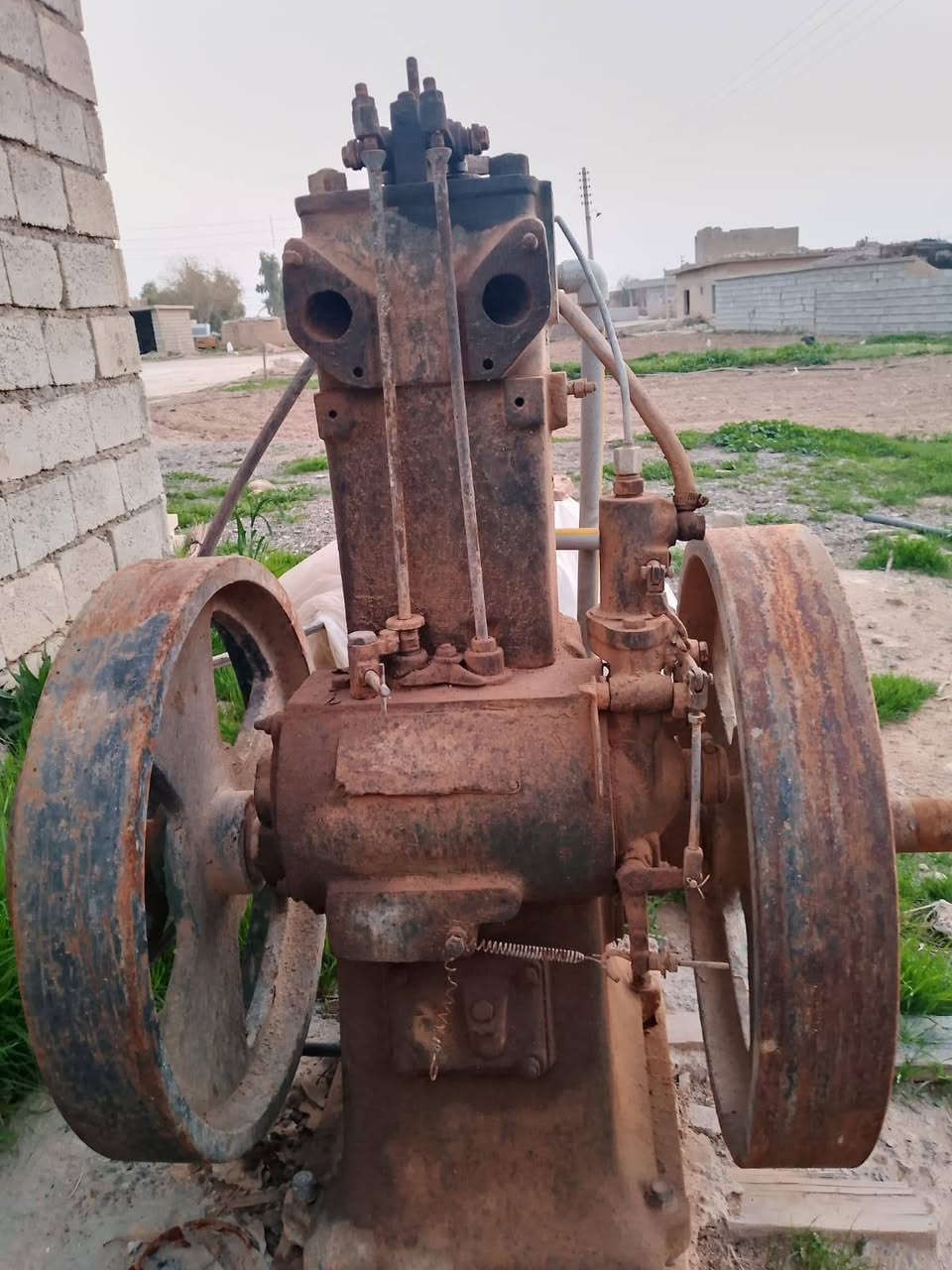 يوجد لستر للبيع نوع توبلاند. مع مولده (10KV).. اتصال
***********
