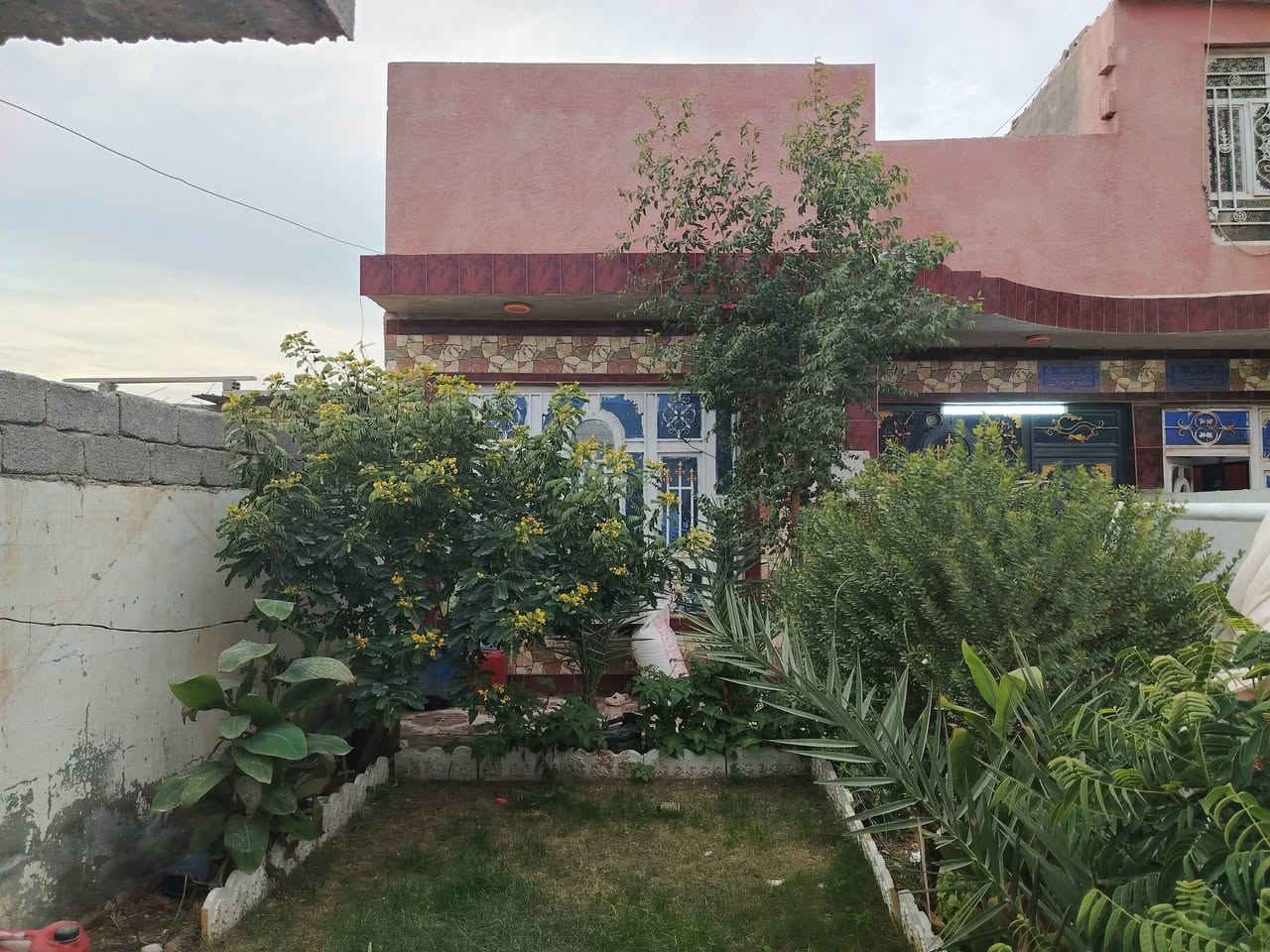 يا الله
بيت للبيع في حي الحكيم

نزلت بيت خليفة

مساحة 160متر

يحتوي على غرفة نوم 2

وصاله ومطبخ واستقبال

السعر ٣٧مليون

رقم الهاتف ***********
