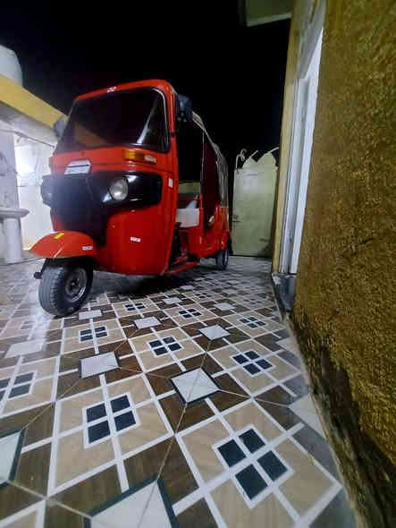 سلام عليكم شباب بسبب الوعود الكاذبه اعيد نشر لمو شراي لا يتصل وطي وعد كاذب شباب تكتك خير من الله موديل 17/اوراق اوراق اصولي كفاله لحين ترقيم محرك مكفول تنقيص تبخير محرك 20/السعر 3و300/وبيه مجال حك لجيه تصل وتدلل /*********** /واسط كوت
