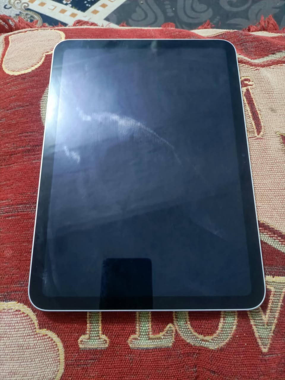 للبيع ايباد 11A16جديد قليل الستخدام ذاكره 128بطاريه 100سعره 450وبي مجال مكاني كربلاه طويريج تلفون ***********
