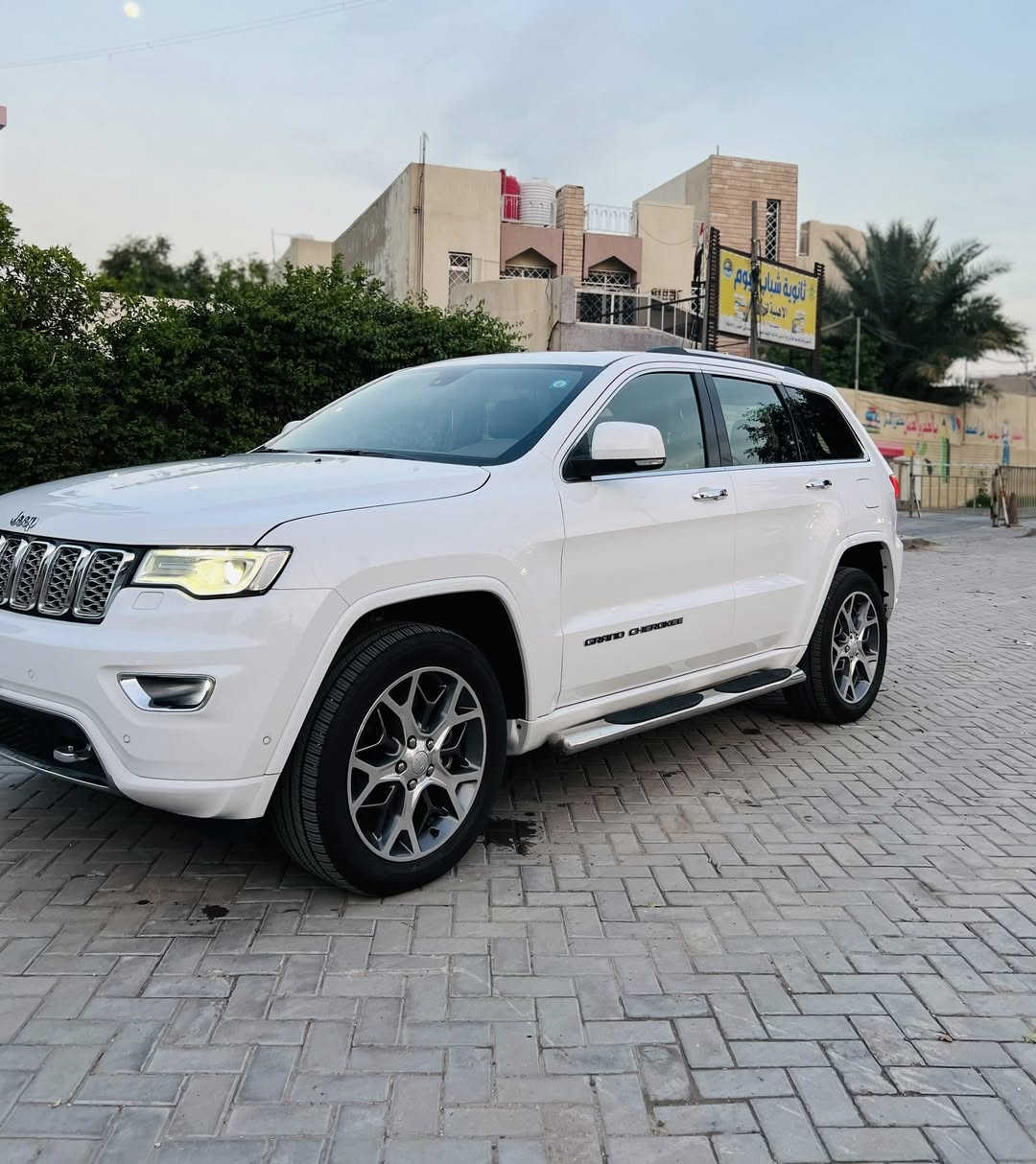 السلام عليكم 😎🔥 بيع فقط 

جيب اوفر لاند 2020 خليجي وكالة ليث العبيدي 

رقم بغداد انكليزي سنويه ب اسمي تحويل مباشر 

عداد المسافه 38 الف على وضع الوكاله 

كفاله عامه 

المواصفات 🔰1/1

 📍 مكان السياره / بغداد الكاظميه 

📞*********** 

📞***********
